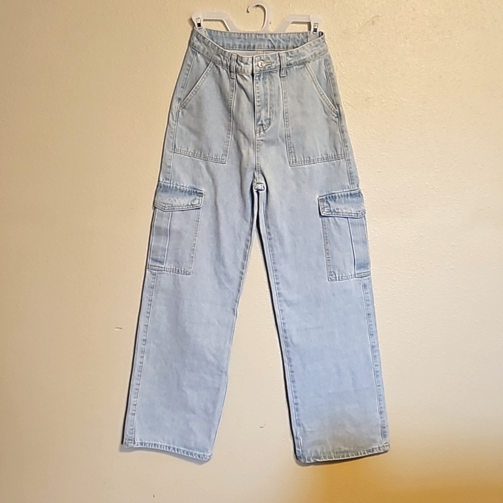 Size 4 High Waist, Wide Leg, Light Blue Cargo Jeans Denim